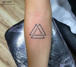 walk-in tatto triangulos                                      